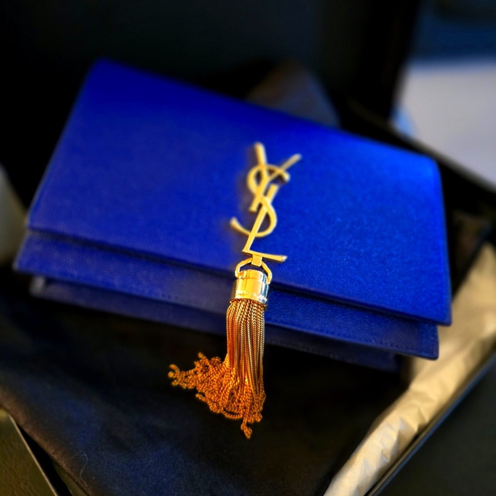 SAINT LAURENTKate Medium Tassel YSL Wallet on Chain in Grained Leather